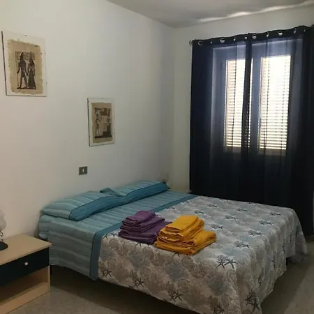 Casa Alessia קאלה גונונה